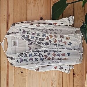 White botton down embroidered Johnny Was shirt